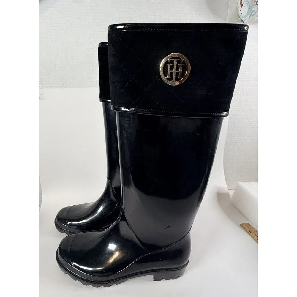 Tommy Hilfiger Women's 9 Black Rubber/ Suede Block Heel Pull on Rain Boots